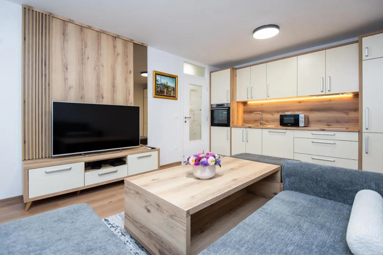 Lelas Apartments - free parking