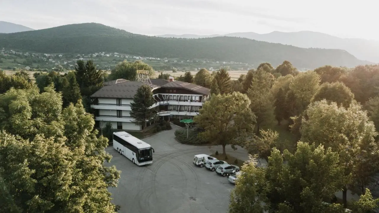 Hotel Ada