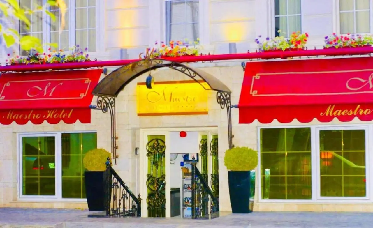 Maestro Hotel