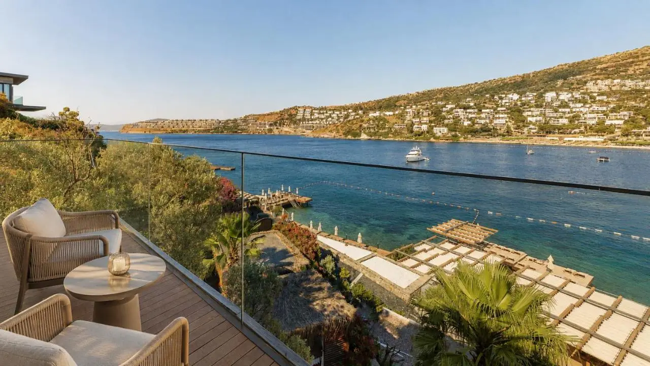 Mare Deluxe Residences & Villas