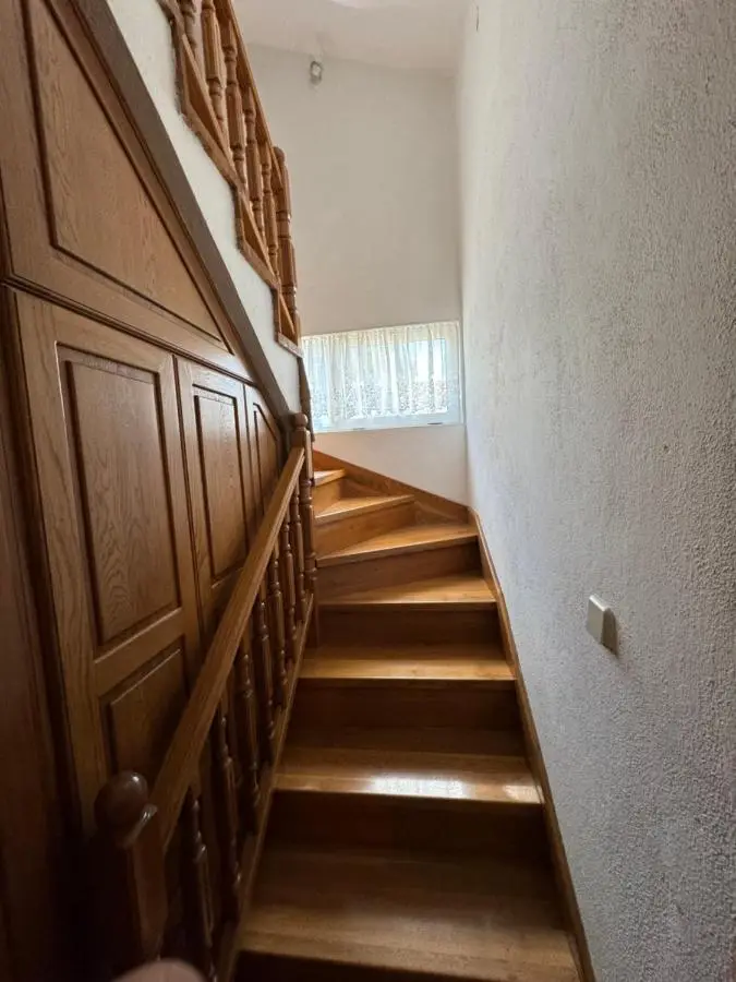 Idas Guesthouse - Kuća na jezeru - Haus am See - Privatunterkunft - Čelebići kod Konjica