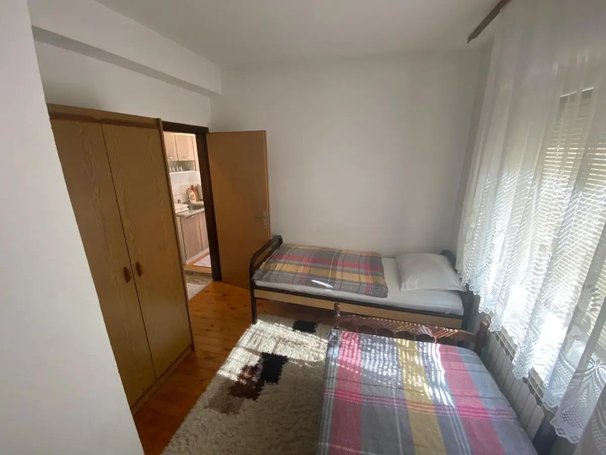 Lav Apartments