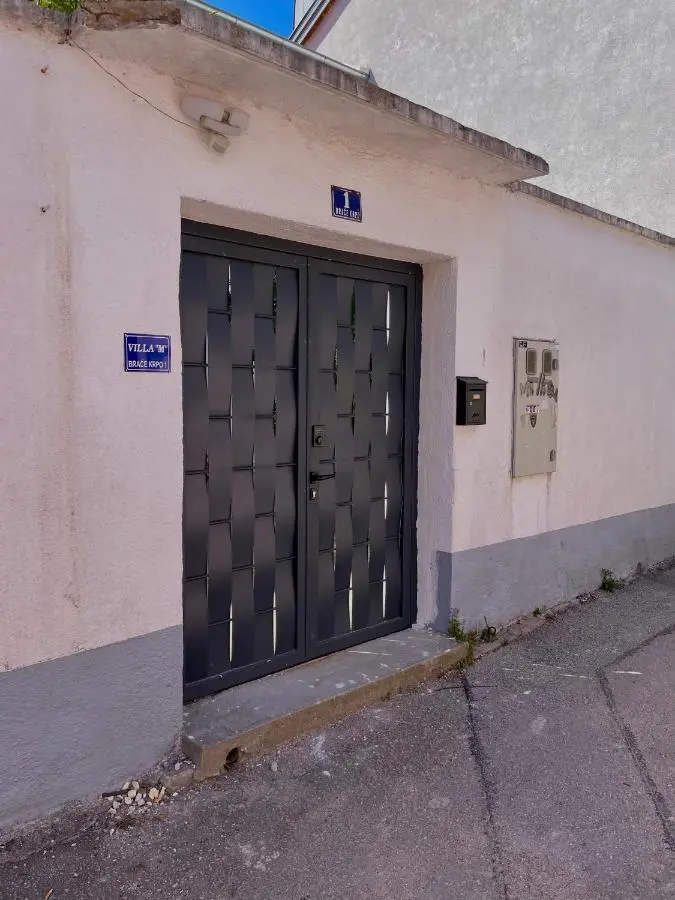 Villa M