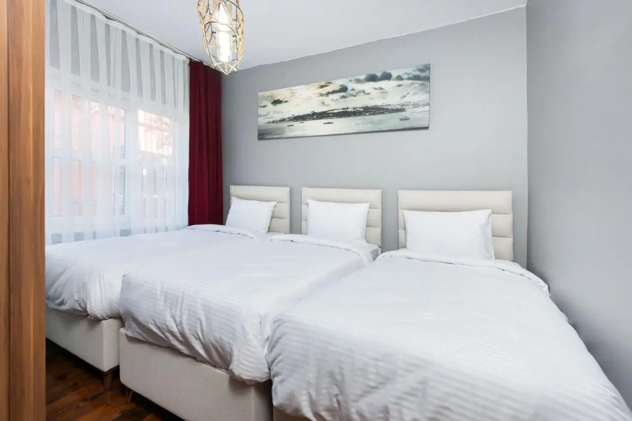 Bright Apart Hotel