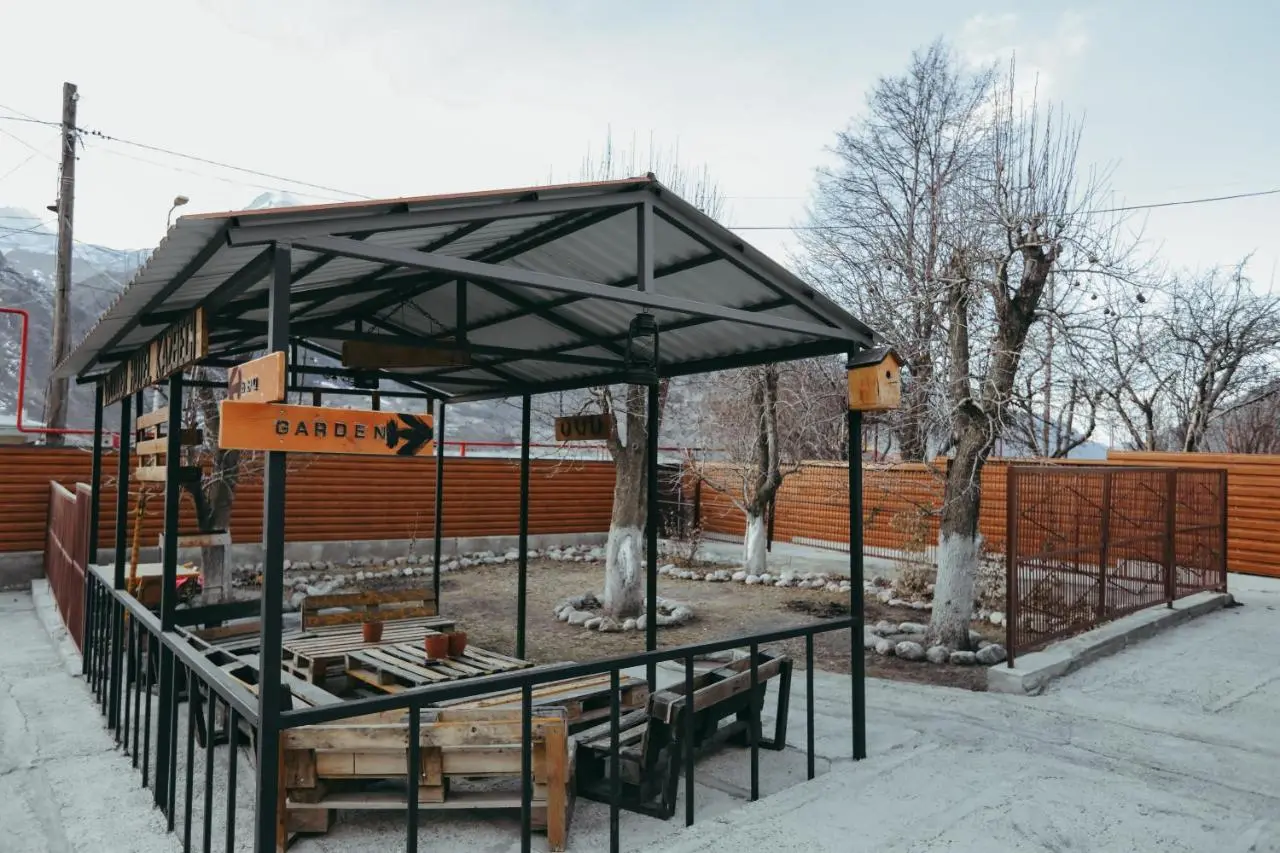 Wooden Hotel Kazbegi