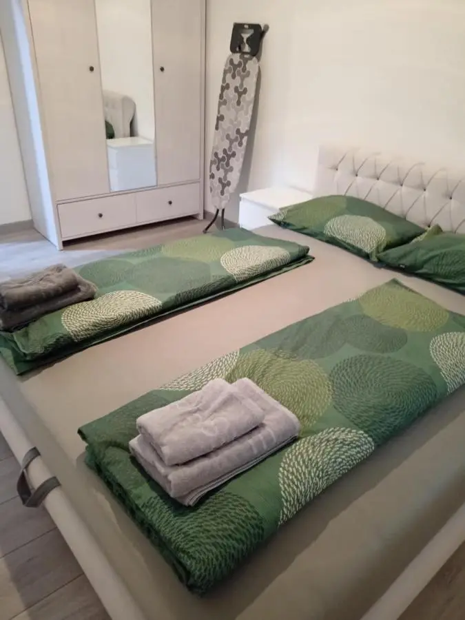 Sokak Apartman