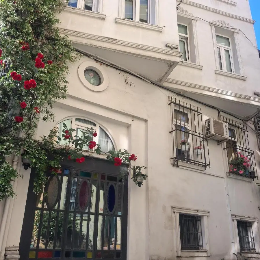 The White Swan Suites Beyoglu