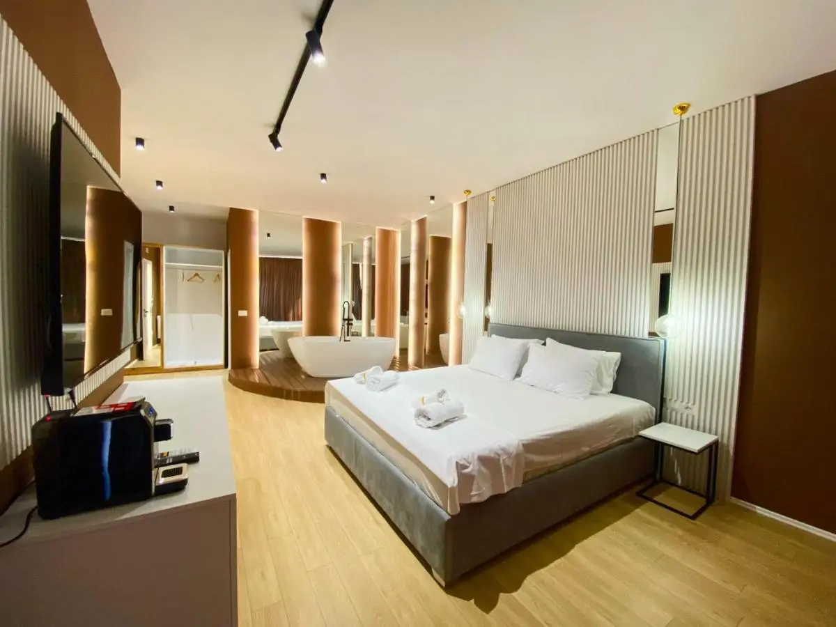 Capital Suites Center