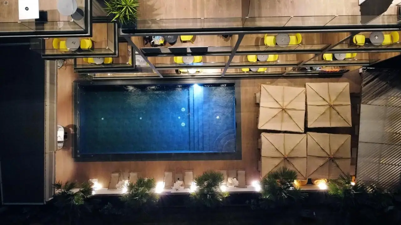 Valmar Hotel