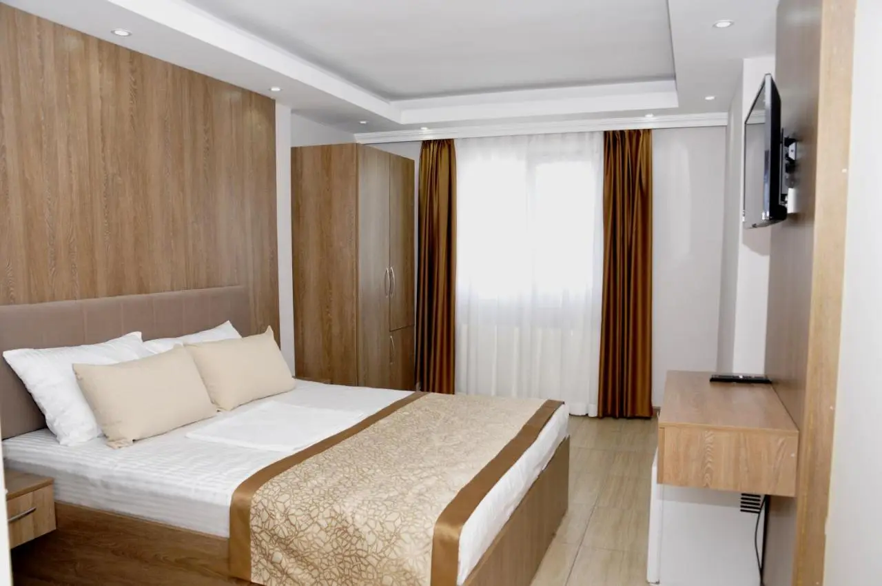 Lion City Hotel