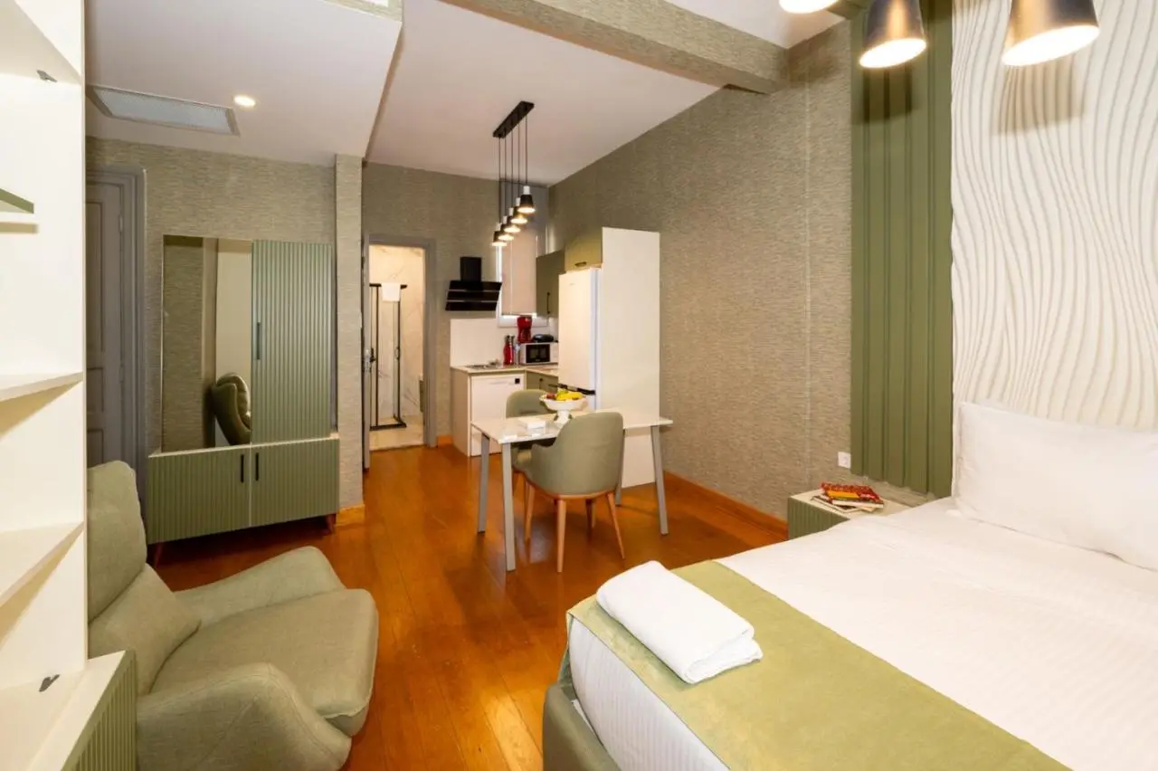 Monev Suites Hotel