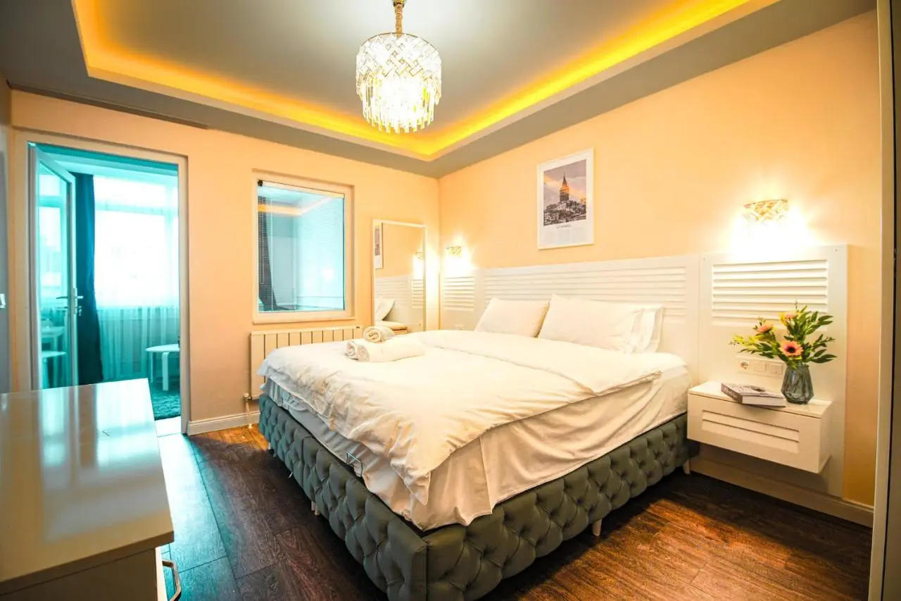 Cihangir VAV Suites