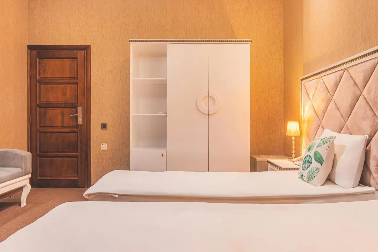 Maestro Hotel