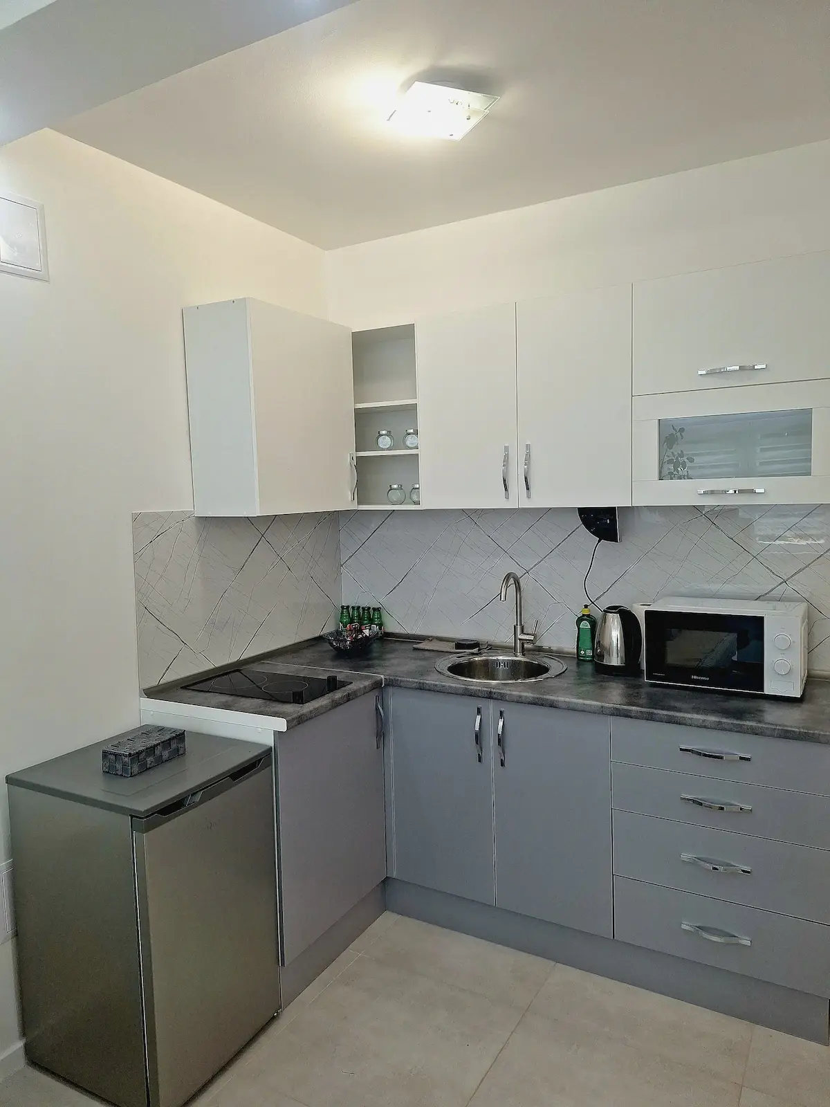 Apartment on Alipašina 15, Center