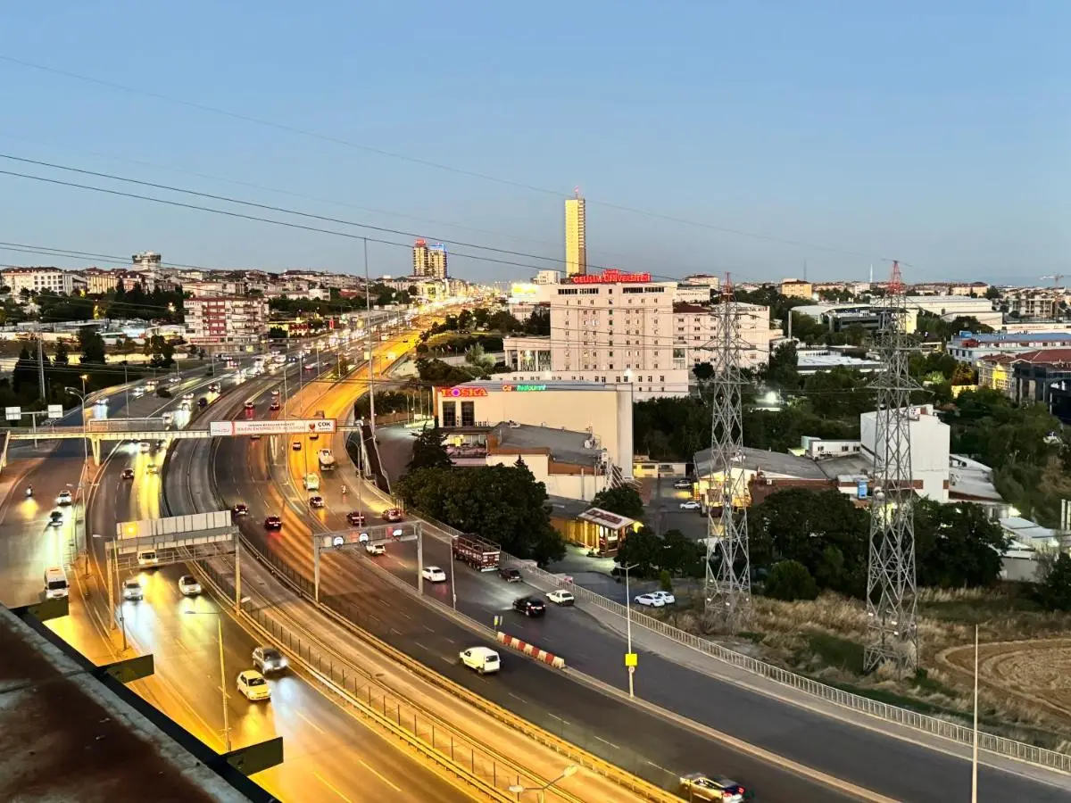 E5 PARK OTEL