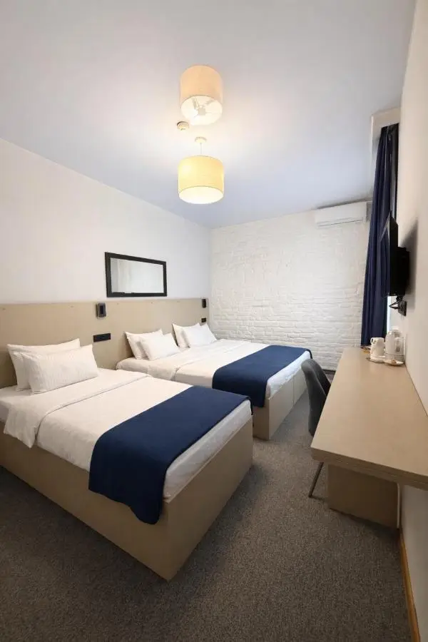 Hotel Green Town