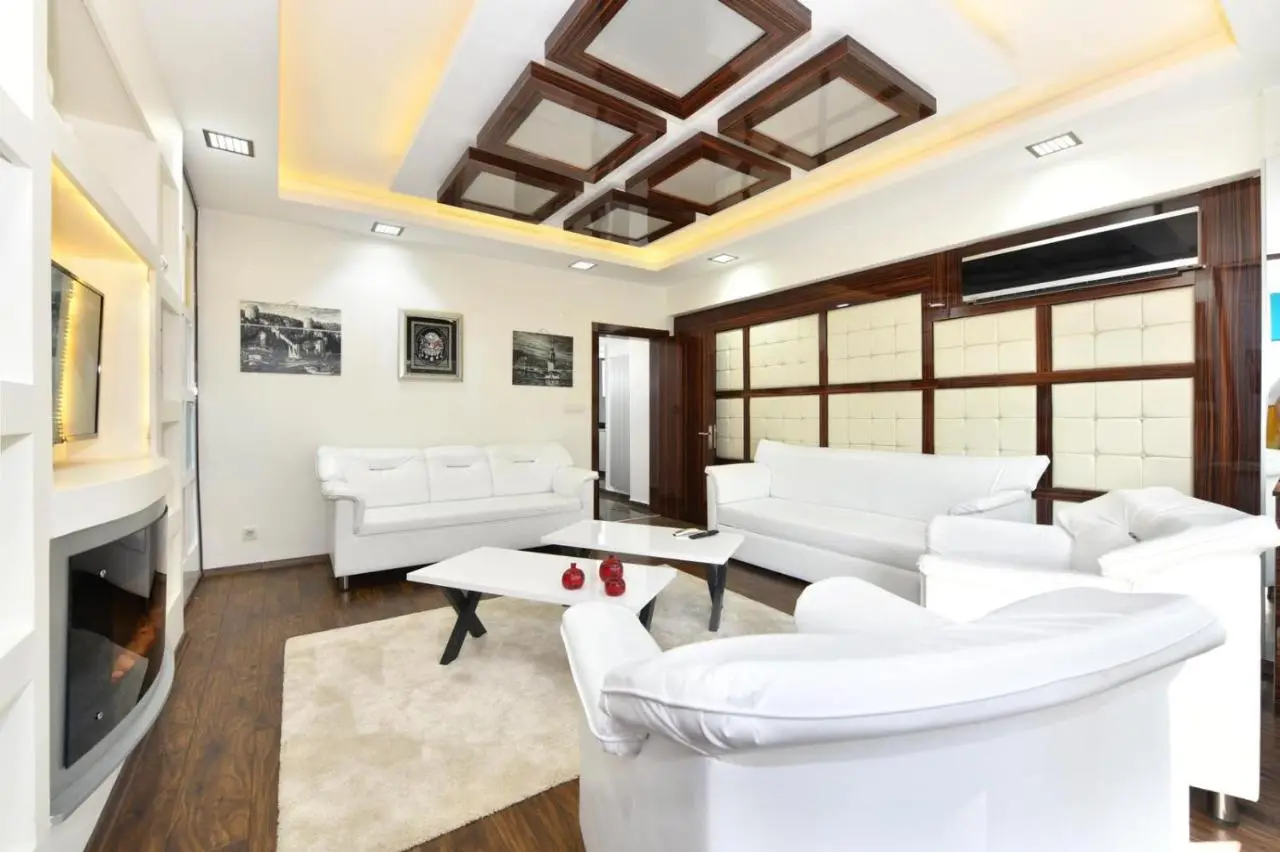 Castle Suite