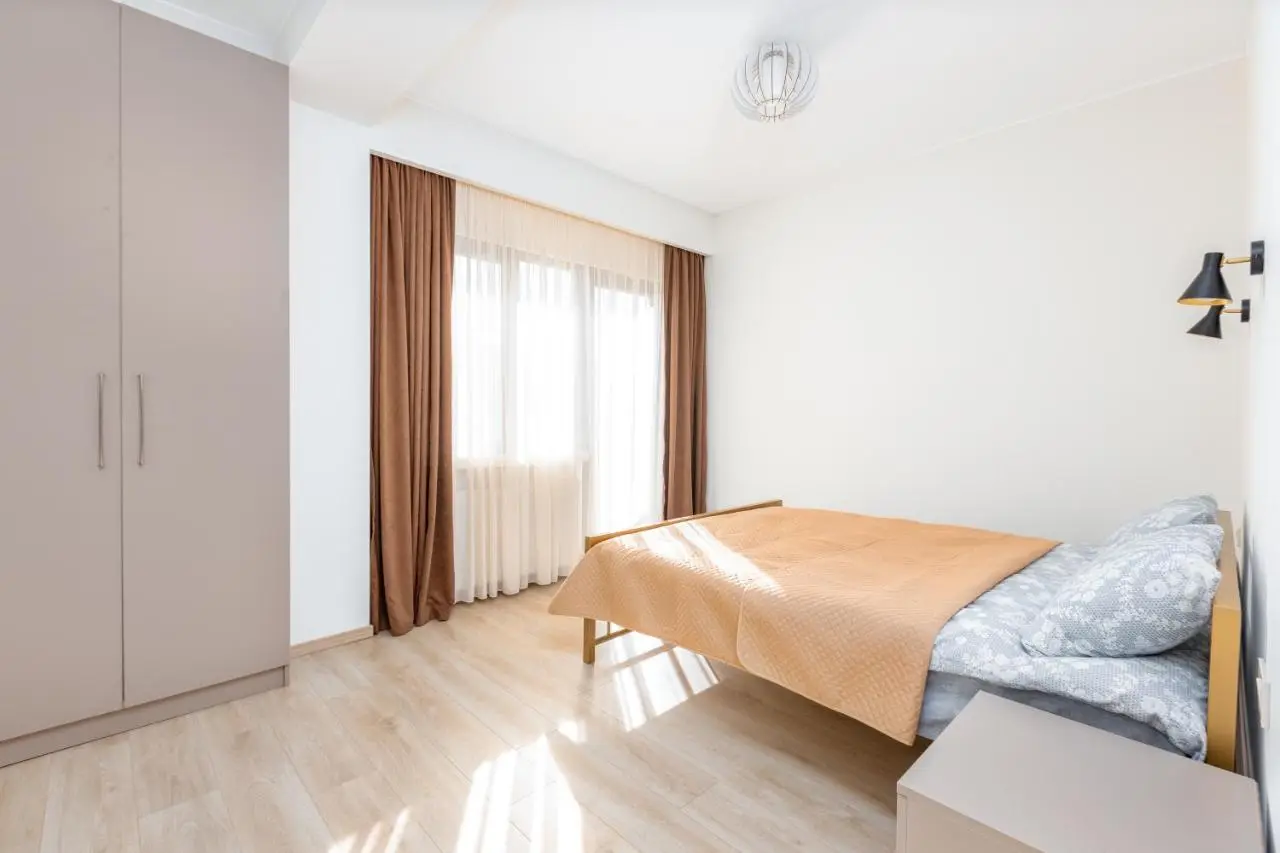 Fresh Air & Panoramic View (Floor 1 & 2)