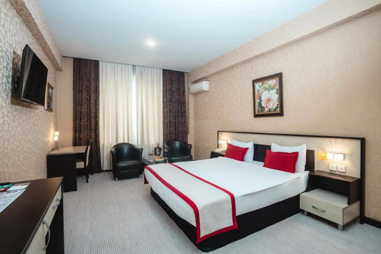 Days Hotel By Wyndham Baku