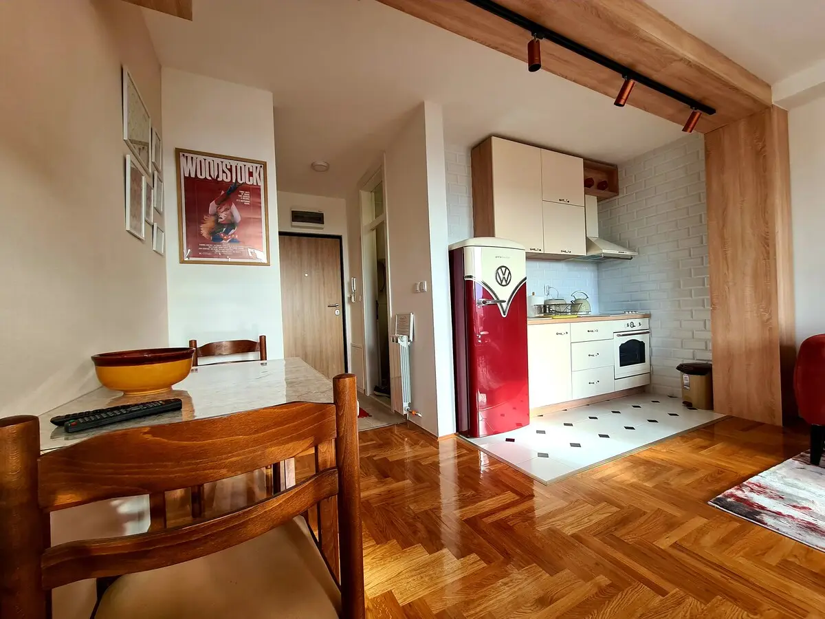 Lilly Dream Home APR Back to 60s and 70s Sarajevo