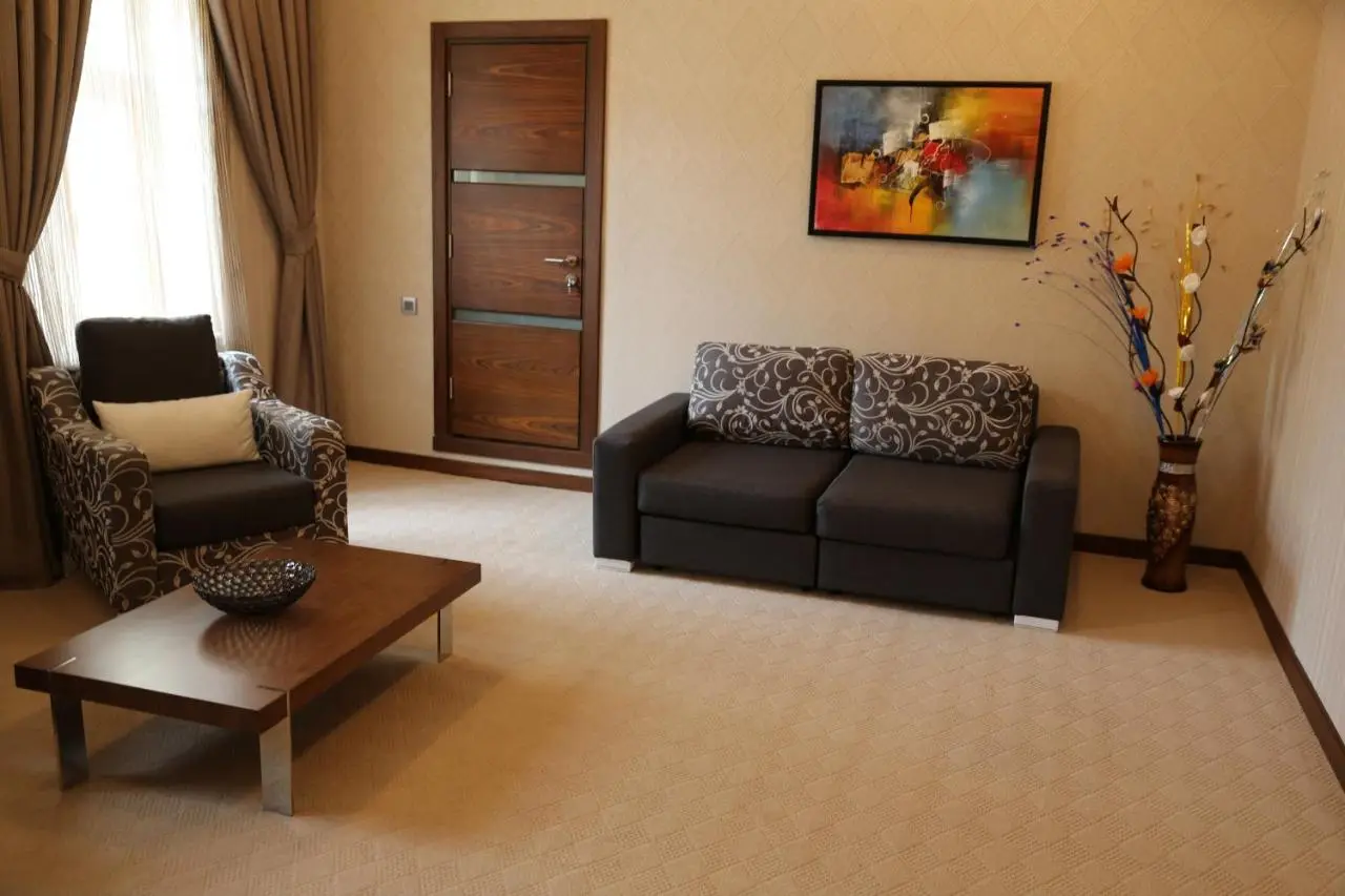 Luxe Lankaran Hotel
