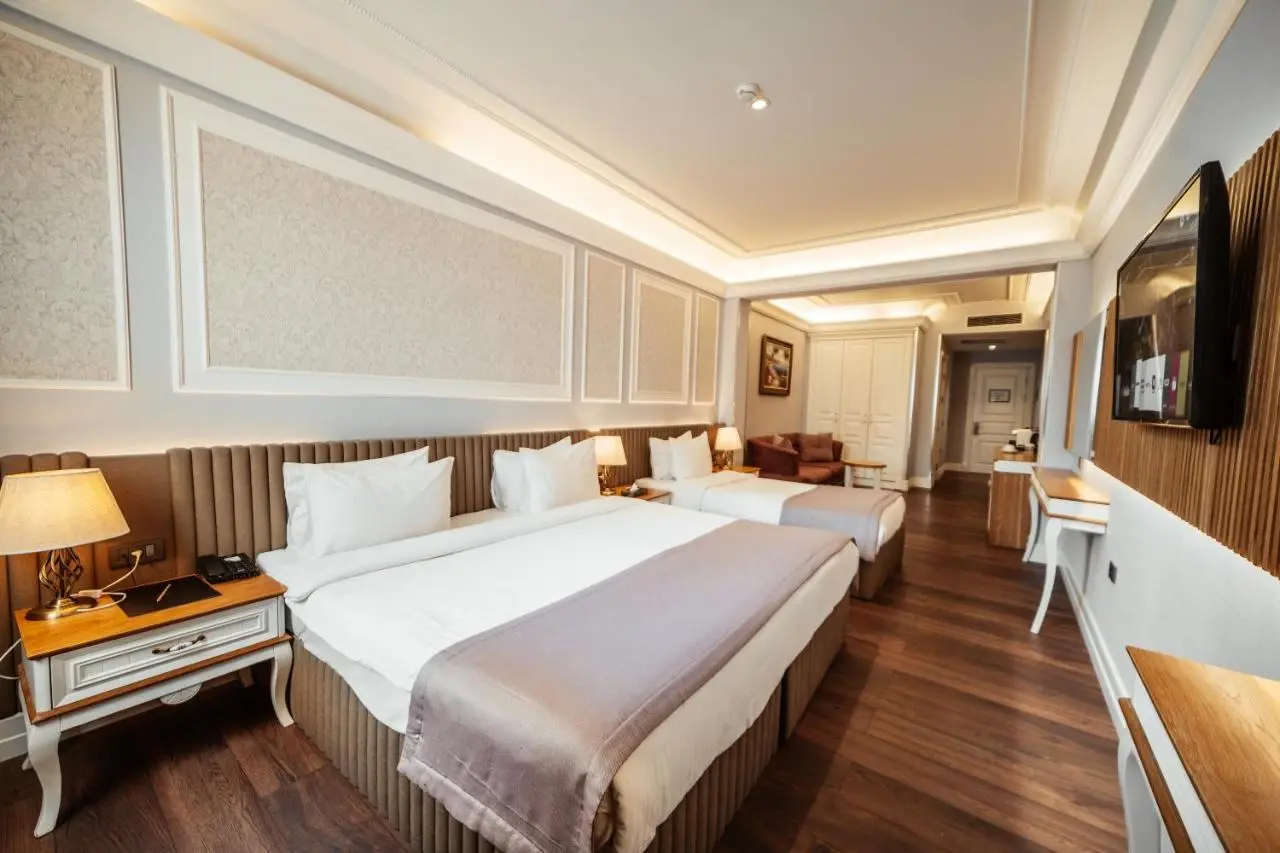 Theatrum Hotel Baku
