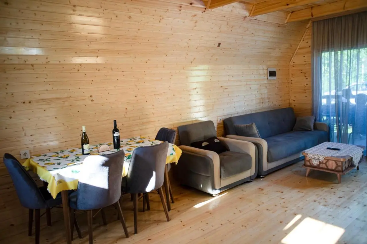Cottage SA-LI - კოტეჯი SA-LI