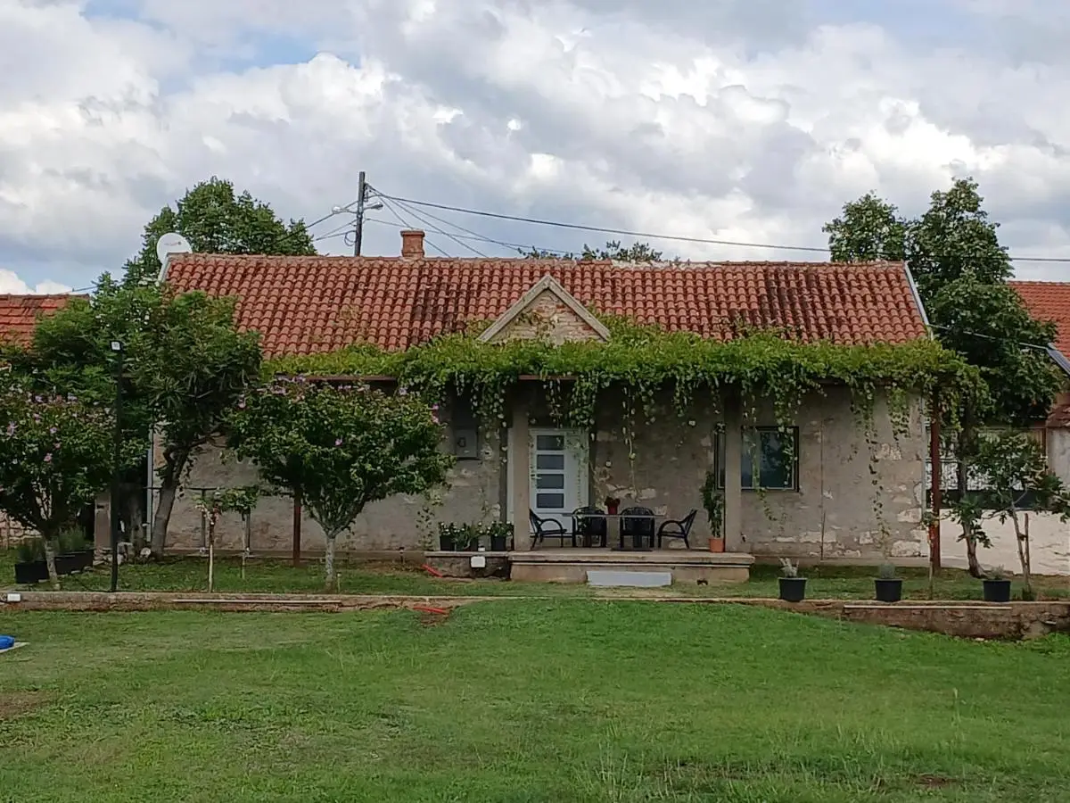 Zavičajna kuća Šakota - Kozice