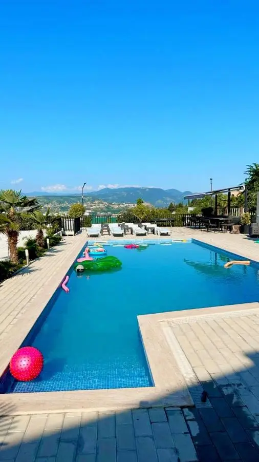 hotel Labyrinth pool