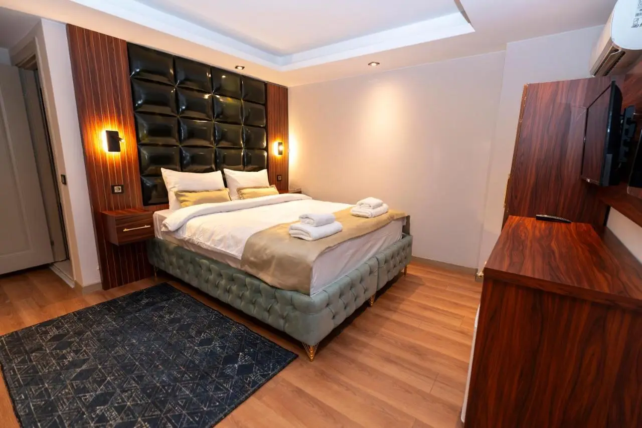 THE MUA LUXURY HOMEs