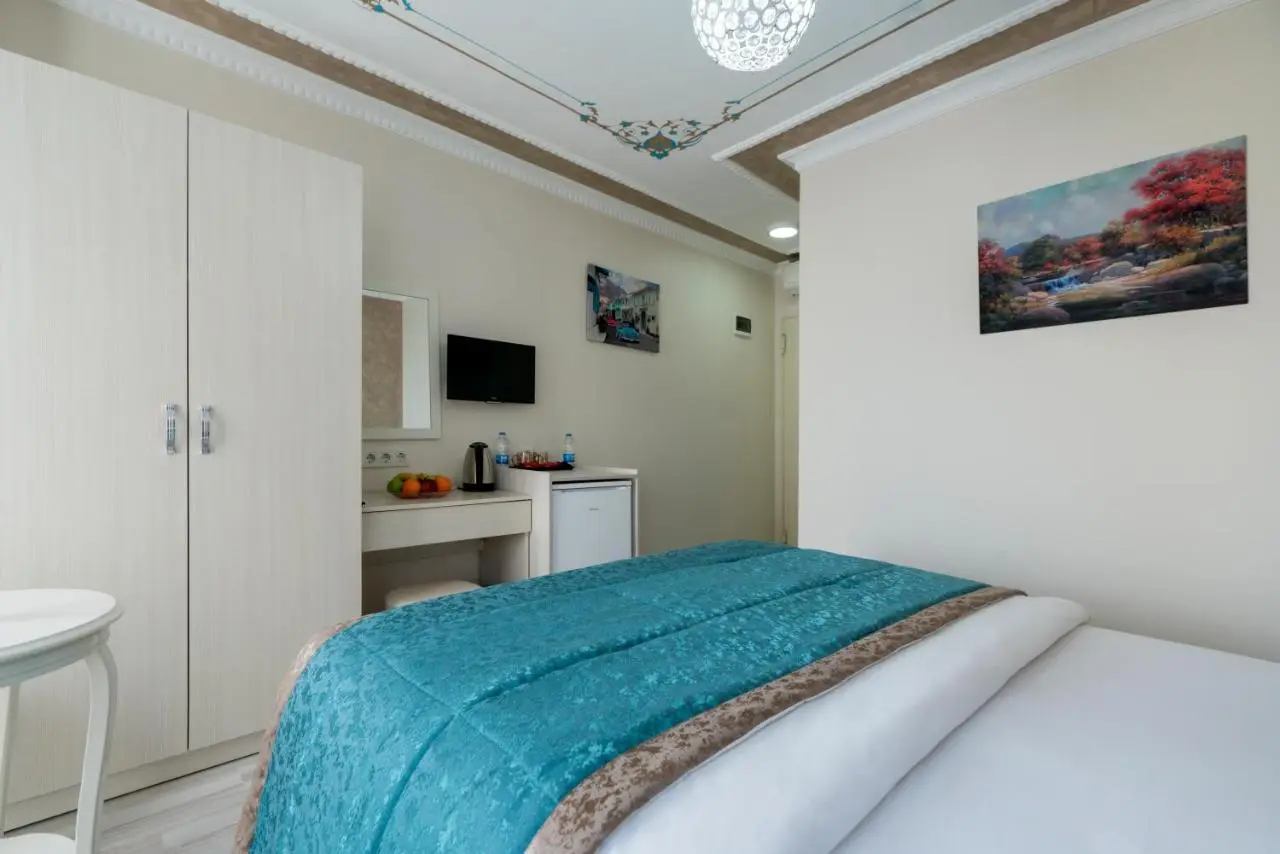 ATAM HOTEL