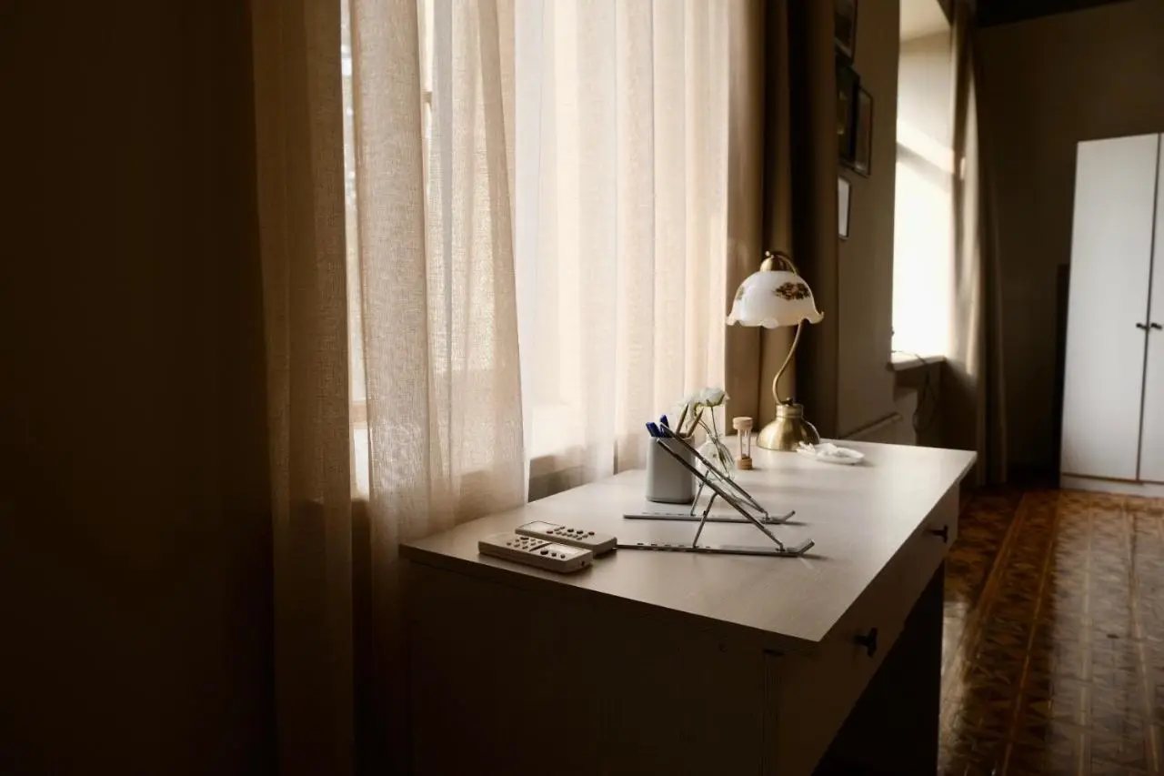 White Lilies - Elegant Sea View F1 & Nizami Charm