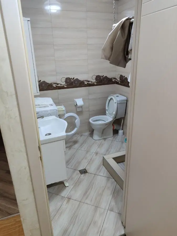 Three rooms appartment with two separate sleeping rooms.