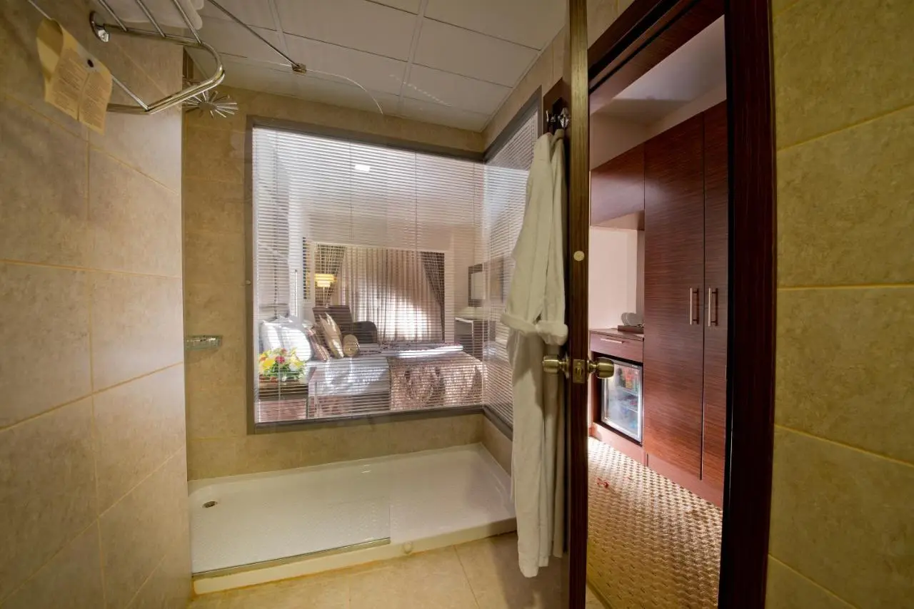 North Point Hotel