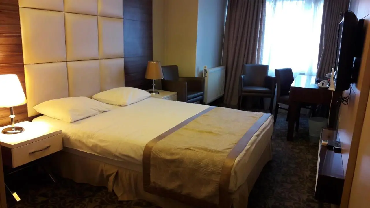 Derpa Suite Hotel