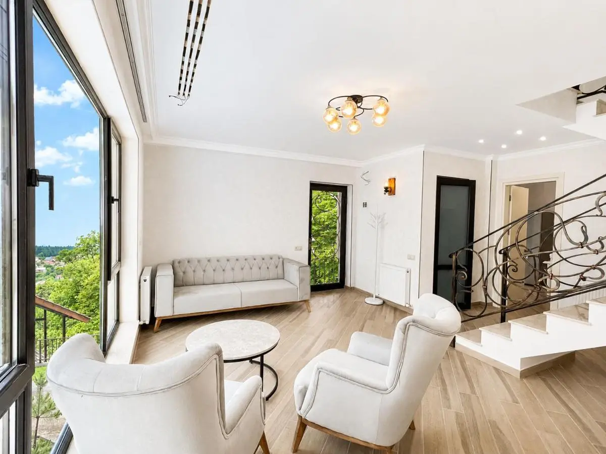 Crown Villa Bakuriani
