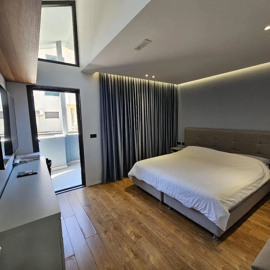 Vila-Amo Tirana Center