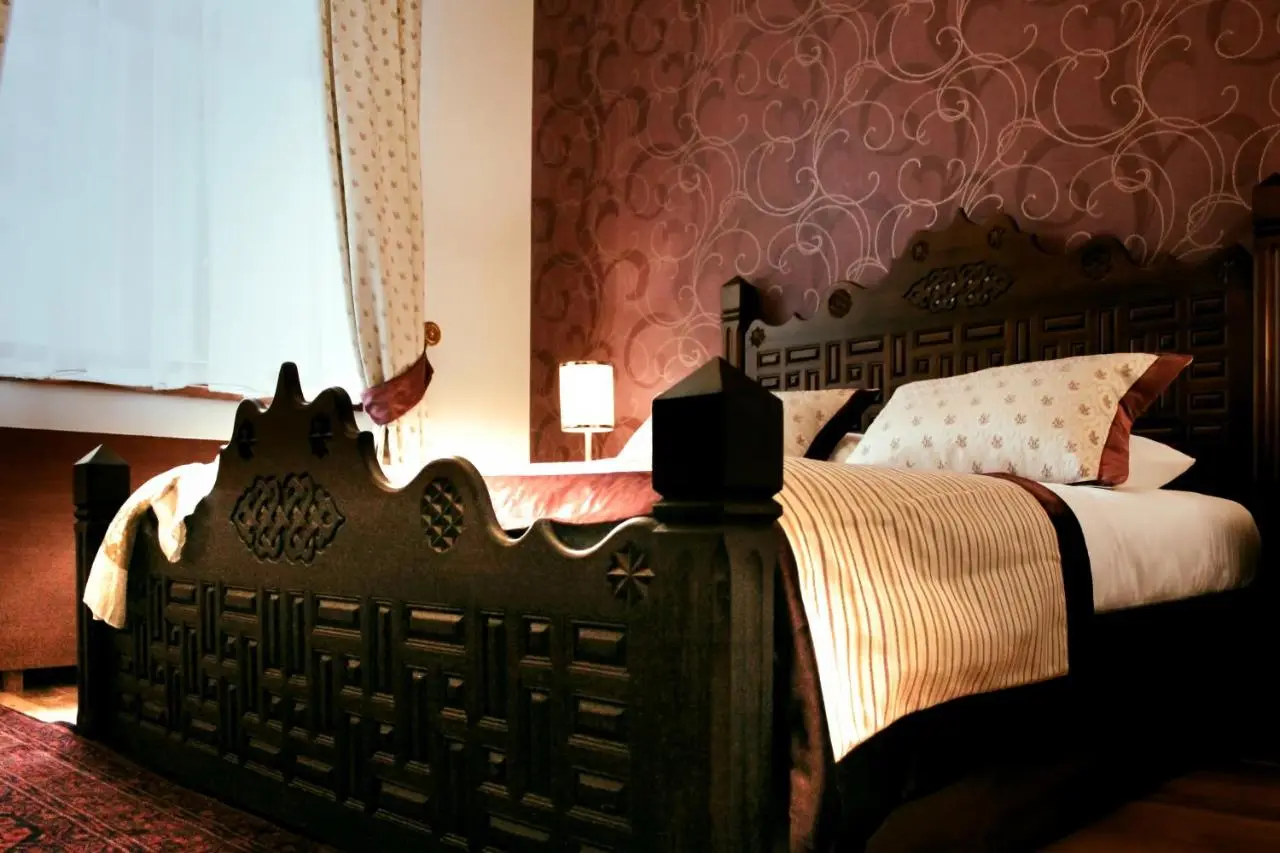 İsa Begov Hamam Hotel