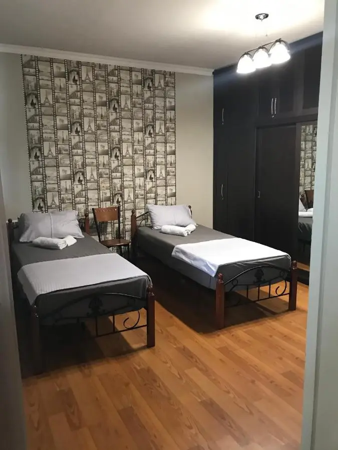 flat 44