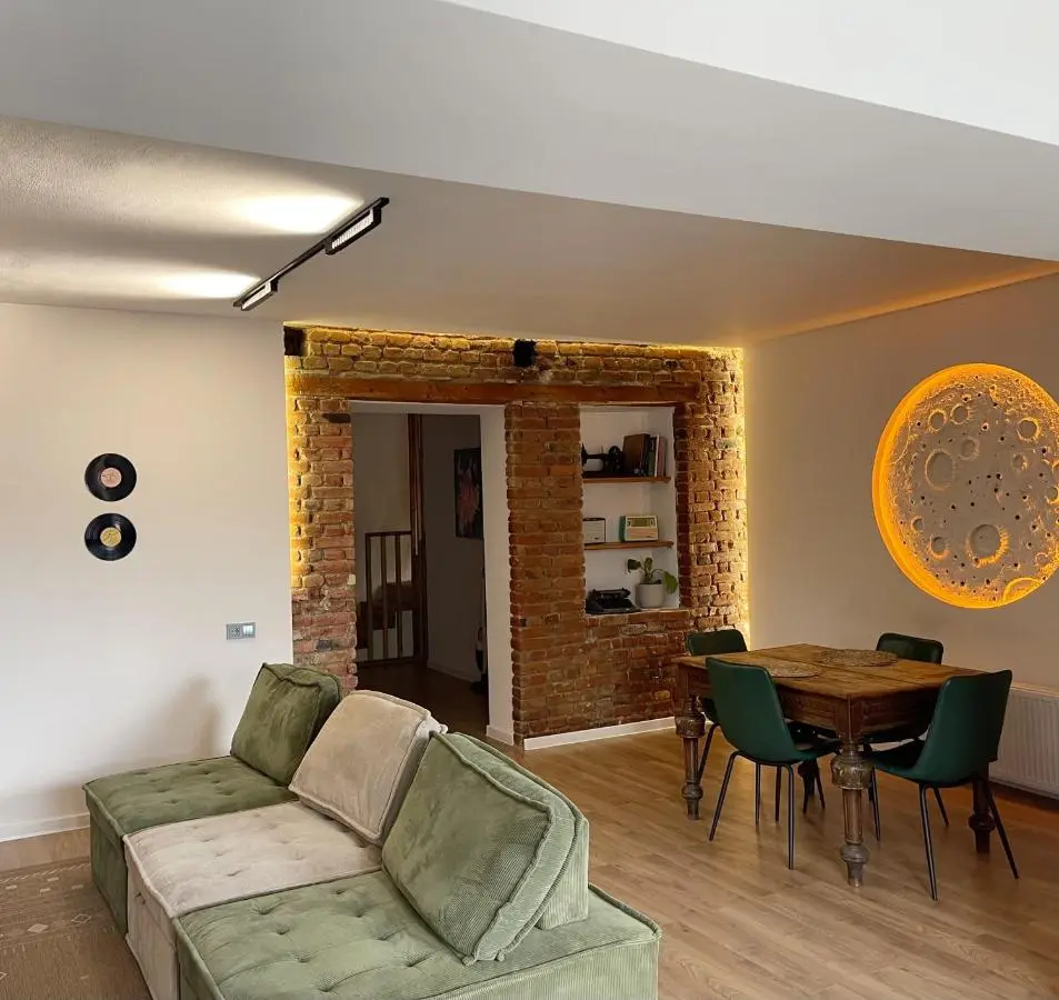 Niabi 3BDR Villa with pool