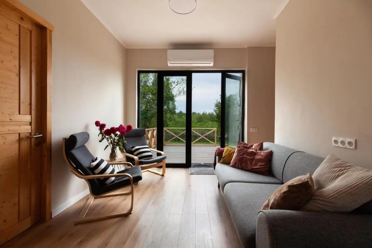 Renovated 3-bedroom House in Nature - Iskia Estate