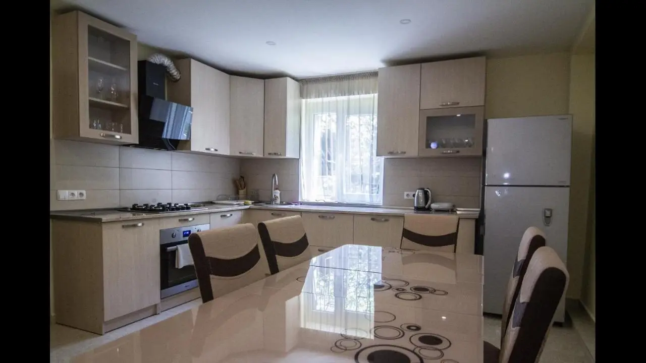 LOVELY HOUSE BAKURIANI