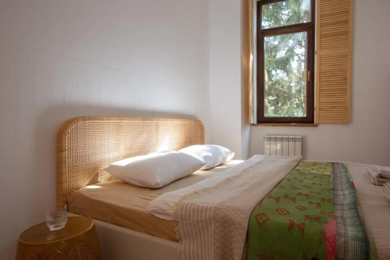 Peaceful Bohemian Apartment – Best Location