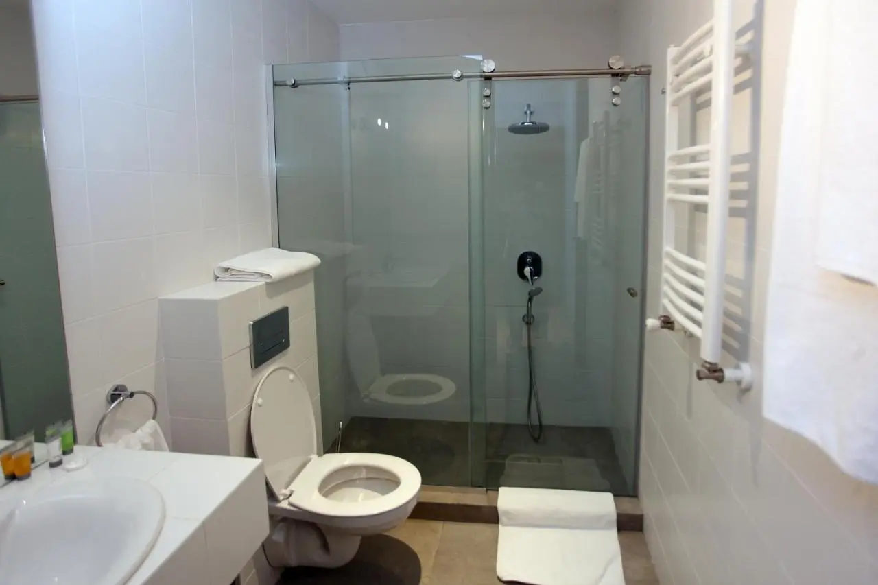 L.M Club Hotel