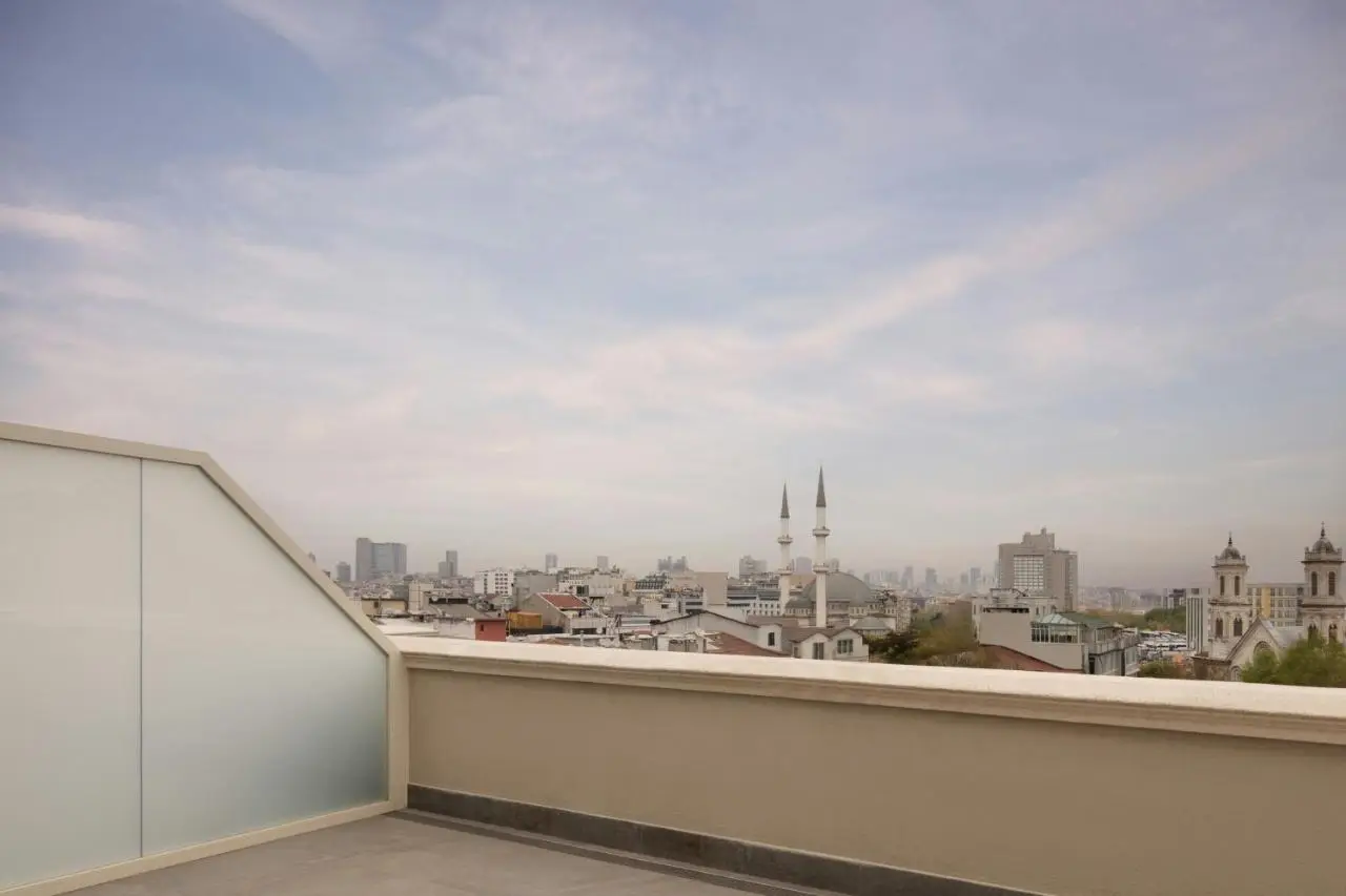 Moxy Istanbul Taksim