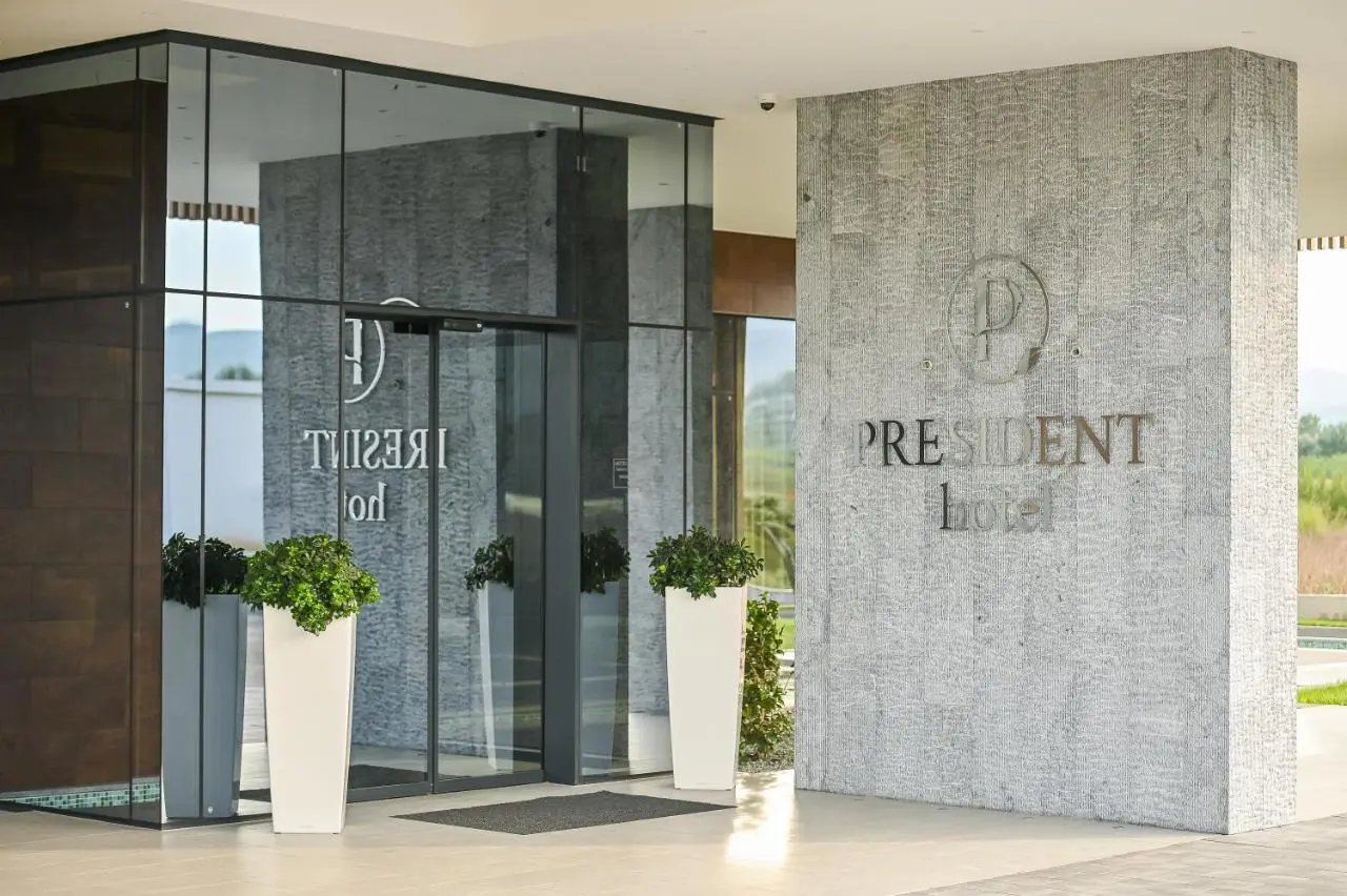 Hotel President