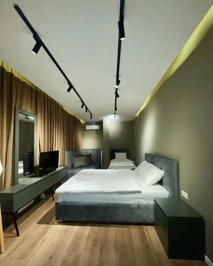 GRAND JNK Boutique Hotel