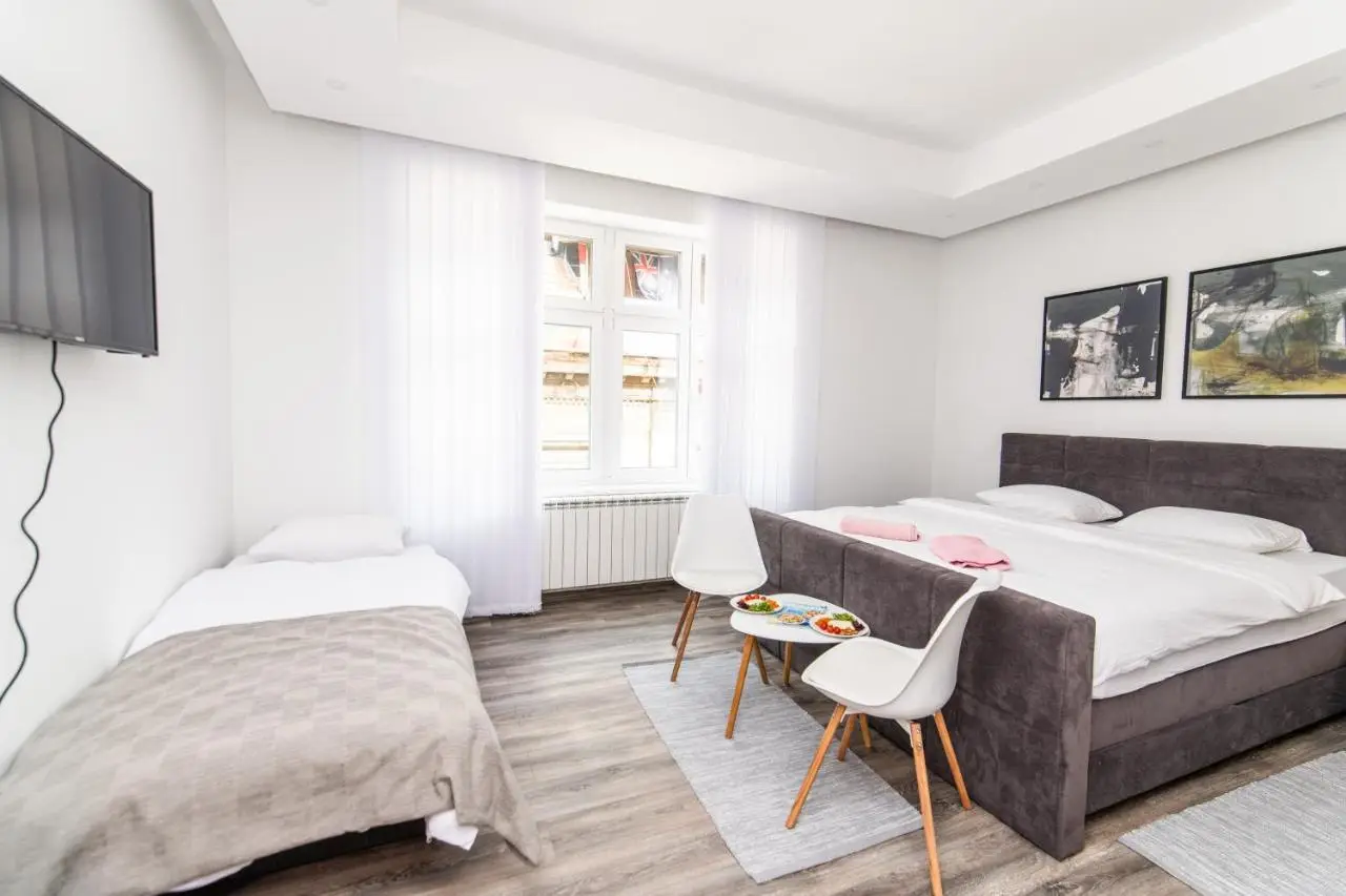 Modern studio for 3 people in the Heart of the City Center