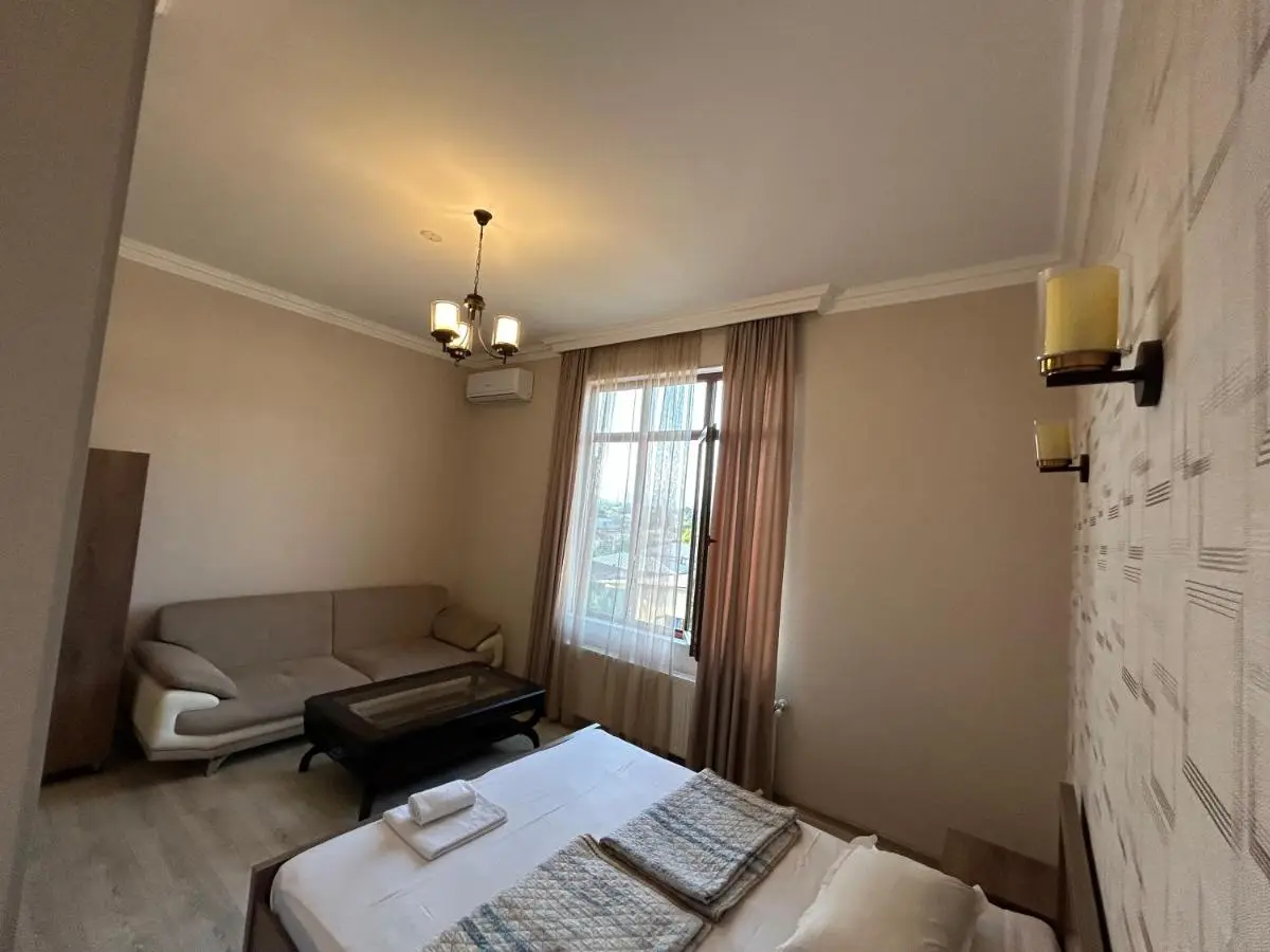 White Hotel Guesthouse