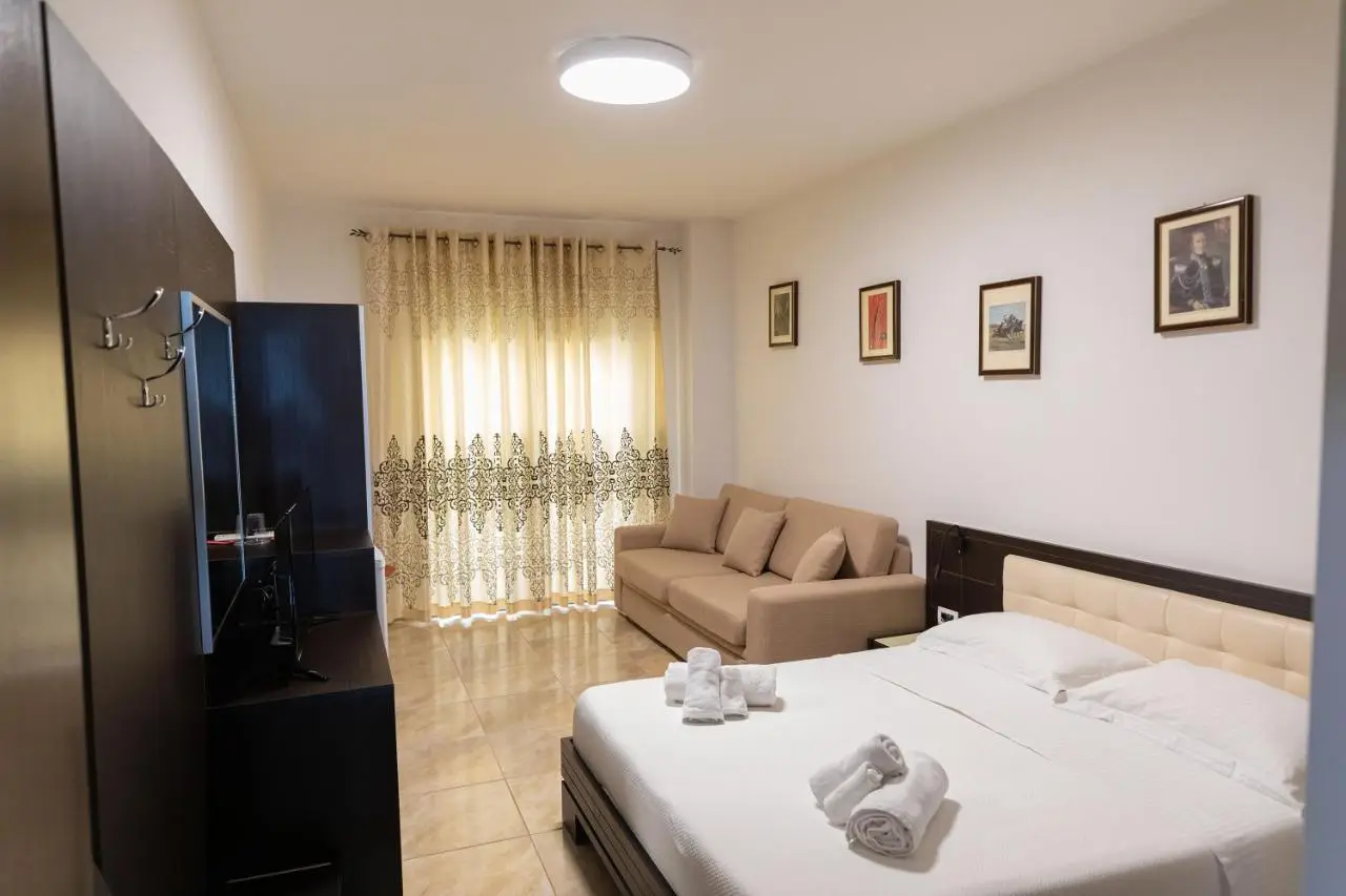 Hotel Pirro